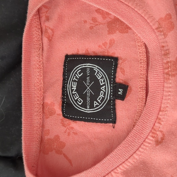 Men's Genetic Apparel medium pink floral tee - Picture 2 of 2